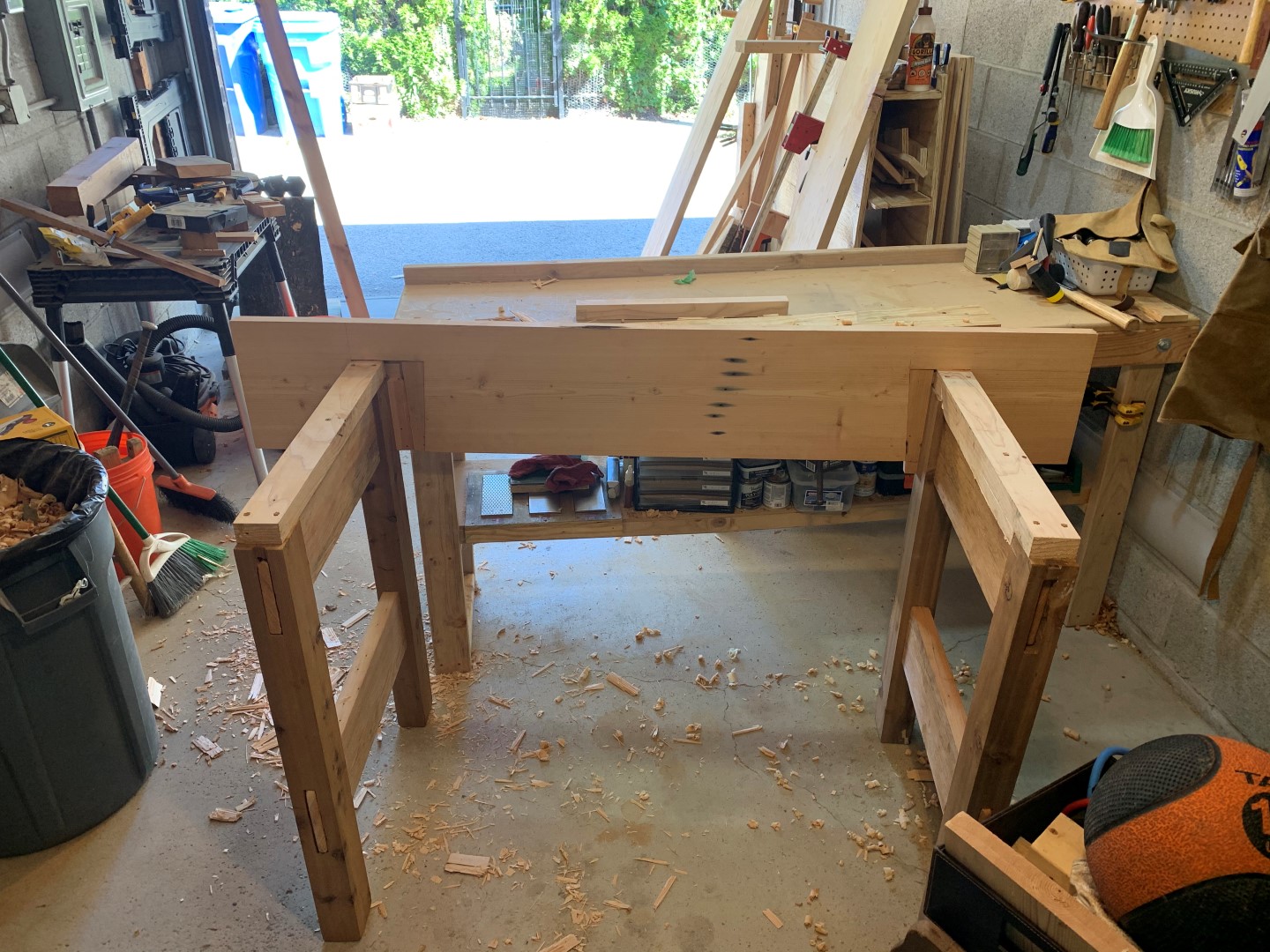 Building a Paul Sellers style Workbench